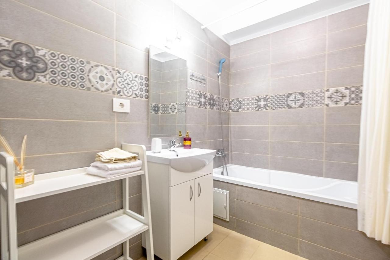 Opera Apart 2 Apartment Brasov Luaran gambar