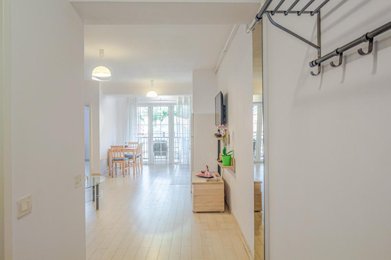 Opera Apart 2 Apartment Brasov Luaran gambar